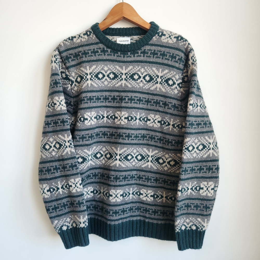 Frank & Oak Patterned Sweater Green & Gray Festive Winter Patterns